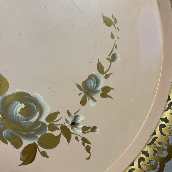 Nashco Hand-painted Blush Pink Shabby Chic Rose Floral Fold Border Tole Tray - Picture 4 of 11